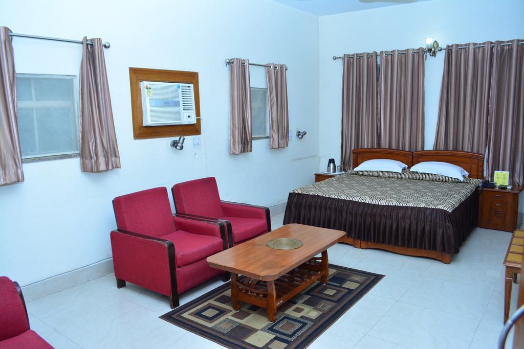 Guest house Blue Triangle Family New Delhi
